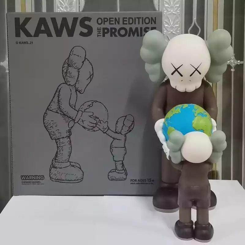 פסל KAWS פסל חום מחזיק כדור עולם